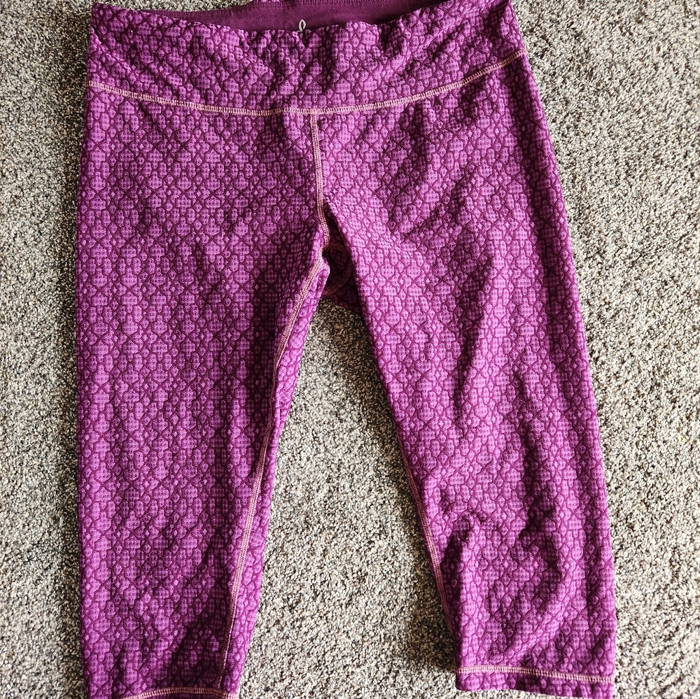 L Prana Ruched Misty Jacquard Capri Leggings